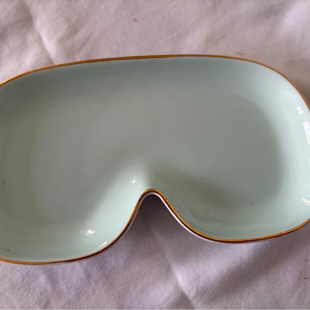 Mark And Graham Eyeglass Holder / Ceramic Trinket Tray ~ Aqua Blue & White ~ NEW